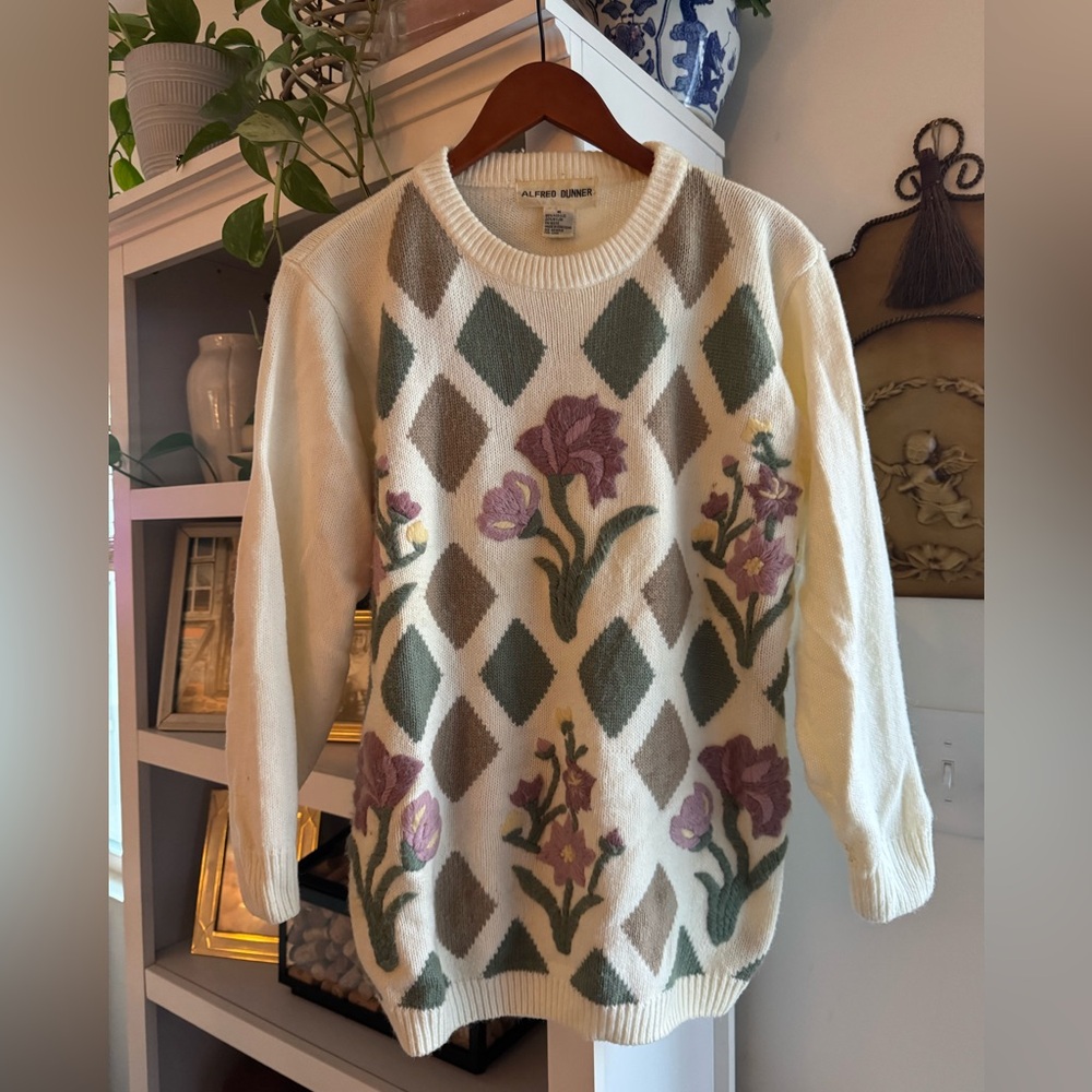 Vintage Alfred Dunner Women's Argyle Floral Sweater - Cream, Green, Lavender